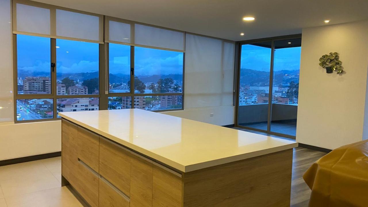 Апартаменты Apartamento En Zona Exclusiva De Куэнка Экстерьер фото