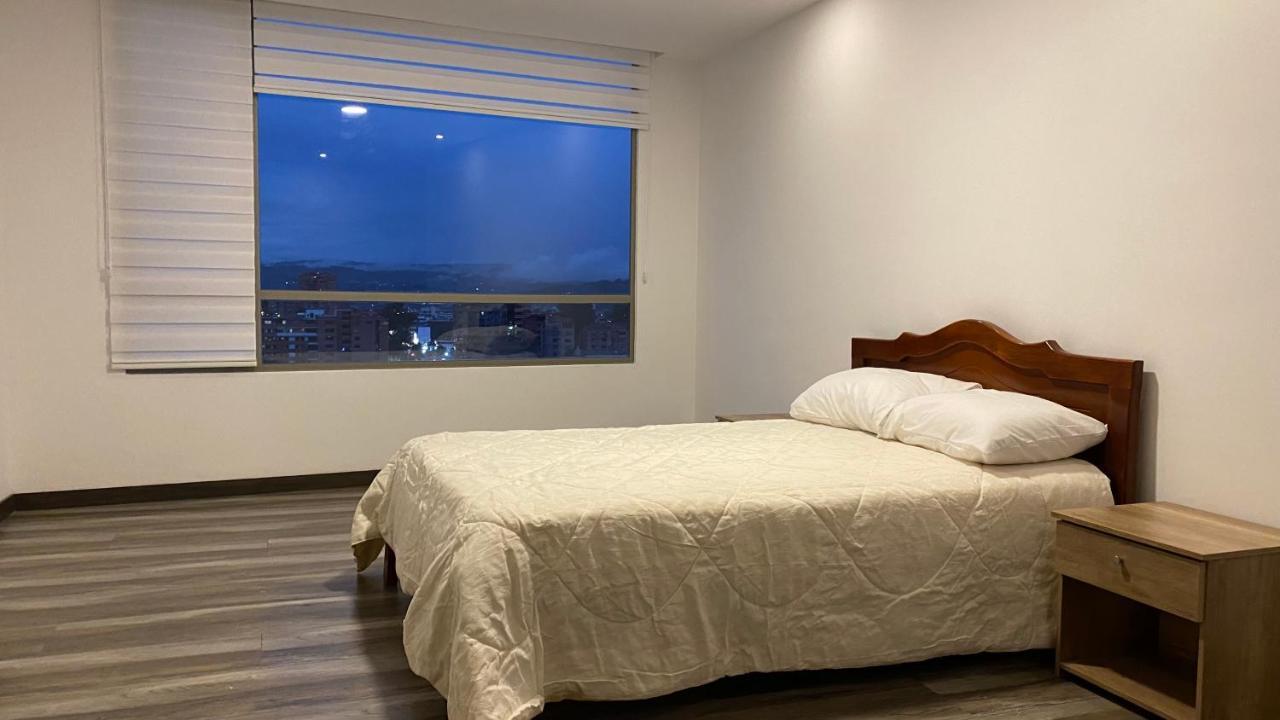 Апартаменты Apartamento En Zona Exclusiva De Куэнка Экстерьер фото