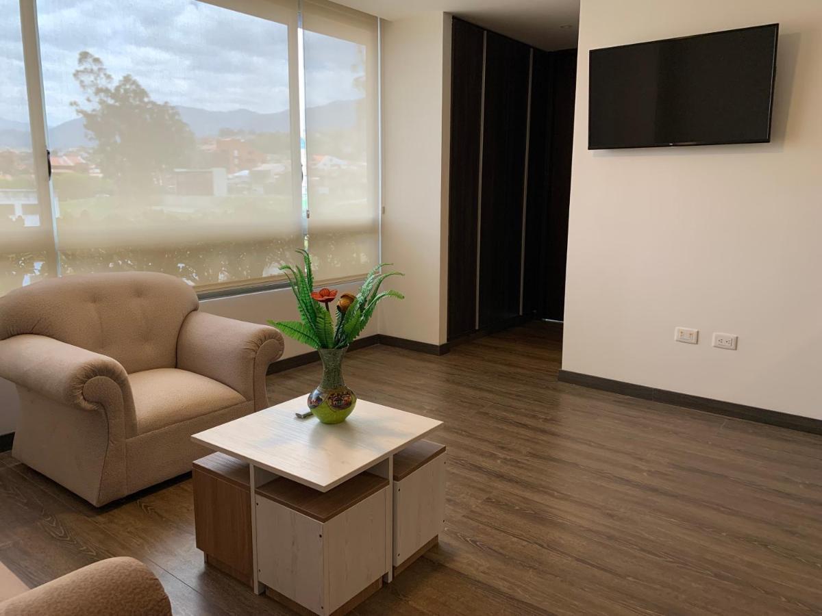 Апартаменты Apartamento En Zona Exclusiva De Куэнка Экстерьер фото
