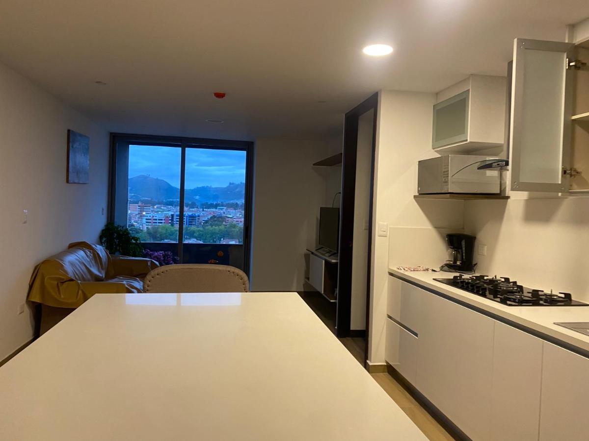 Апартаменты Apartamento En Zona Exclusiva De Куэнка Экстерьер фото